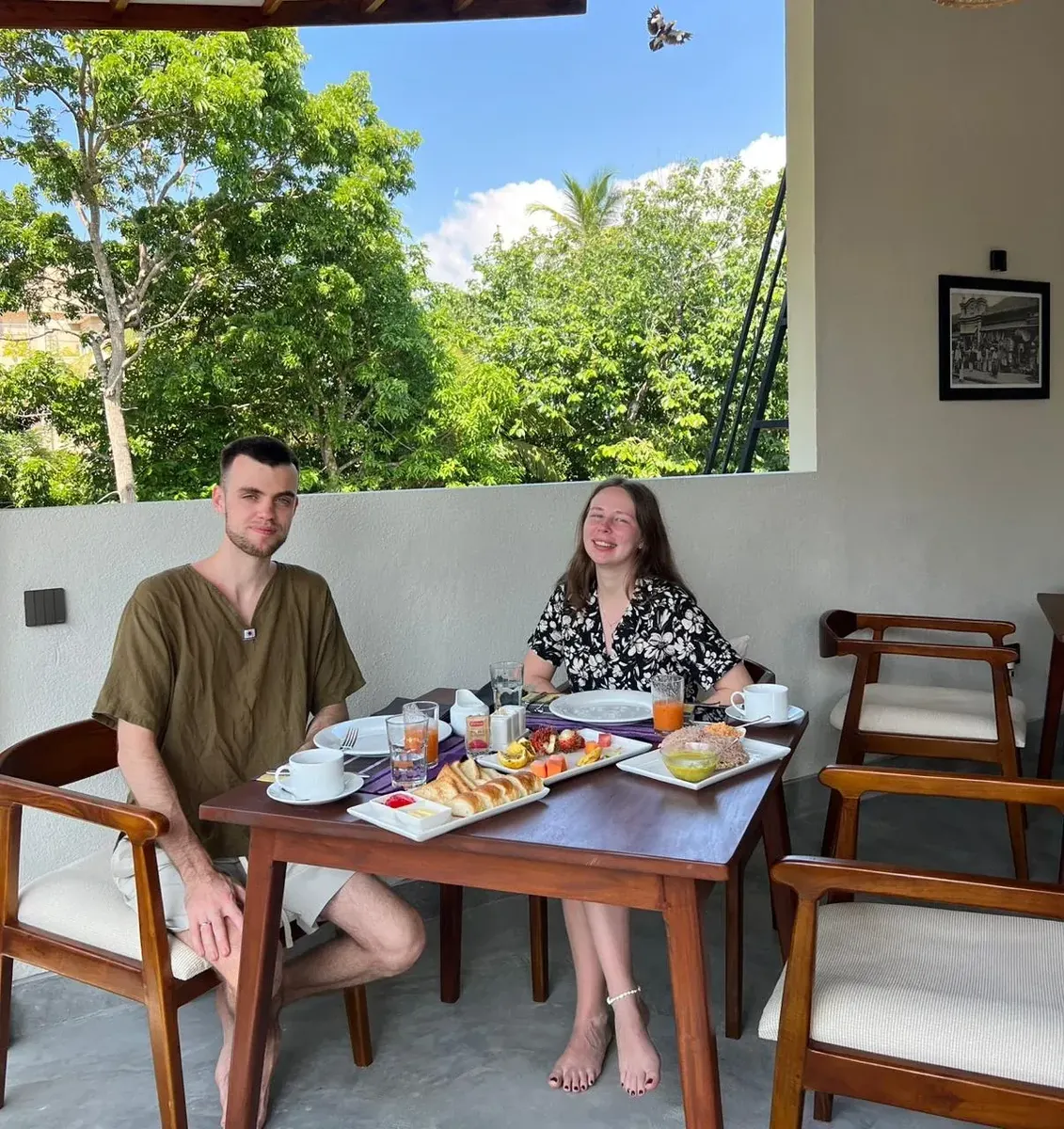 Dining at Calm Aruna